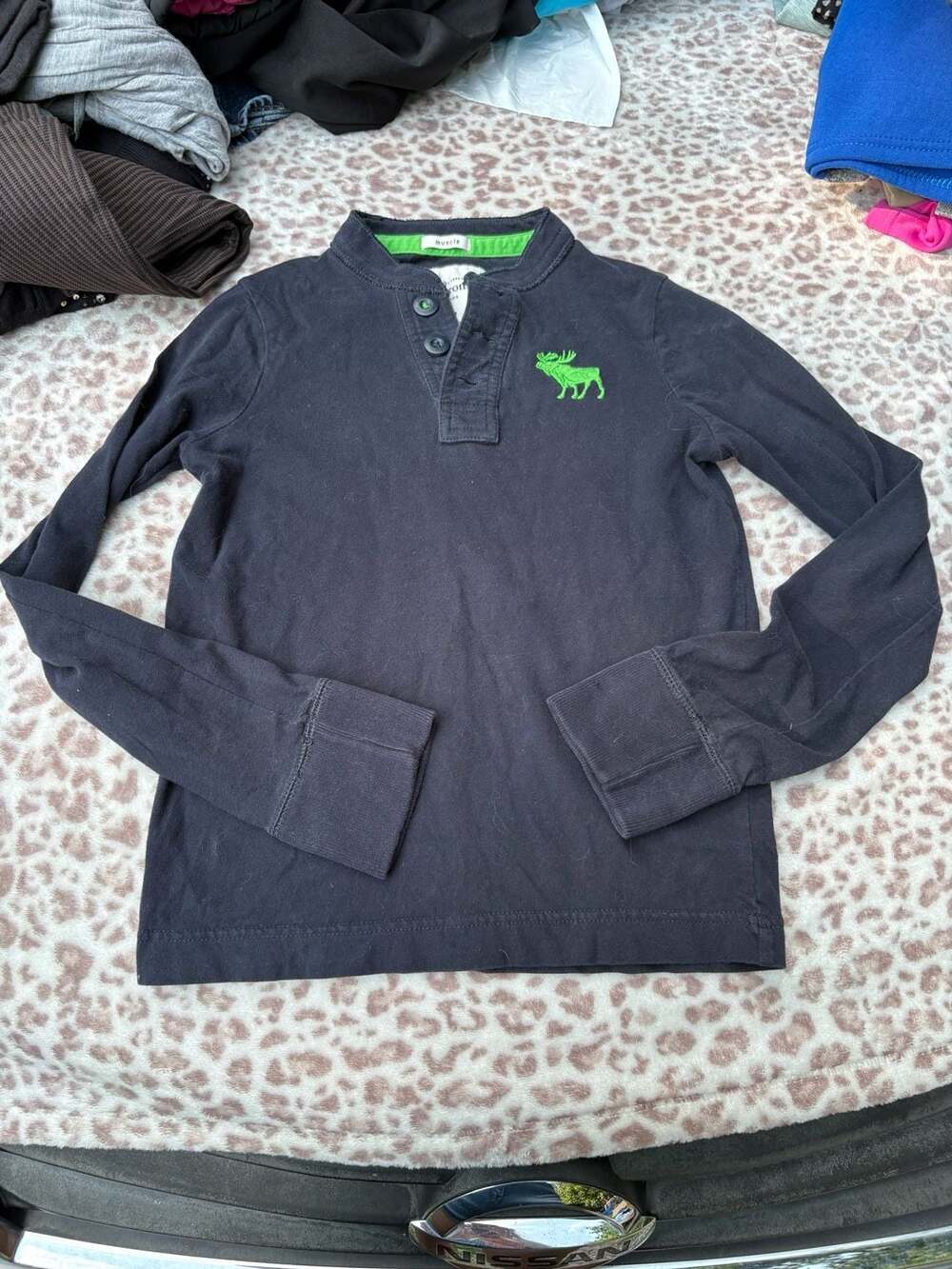Abercrombie Kids Muscle Long Sleeve Henley Shirt Size M